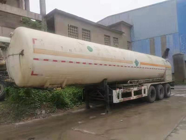 氧氮氩槽車尾