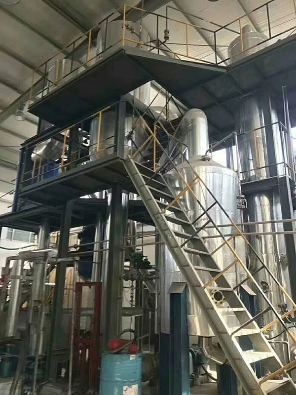 3噸雙效強制循環蒸發器