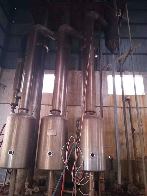 8噸三效蒸發器