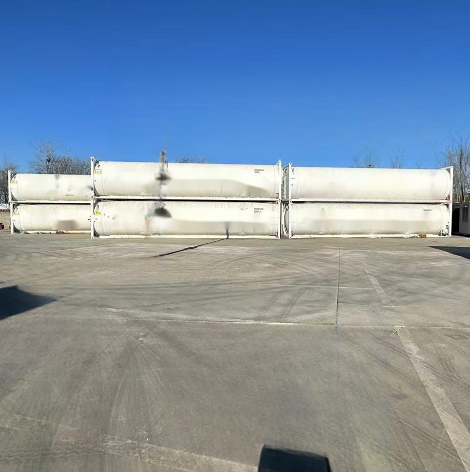 LNG罐式集裝箱  優于(yú)傳統運輸方式  封頭厚度 7mm  空箱質量 16500kg